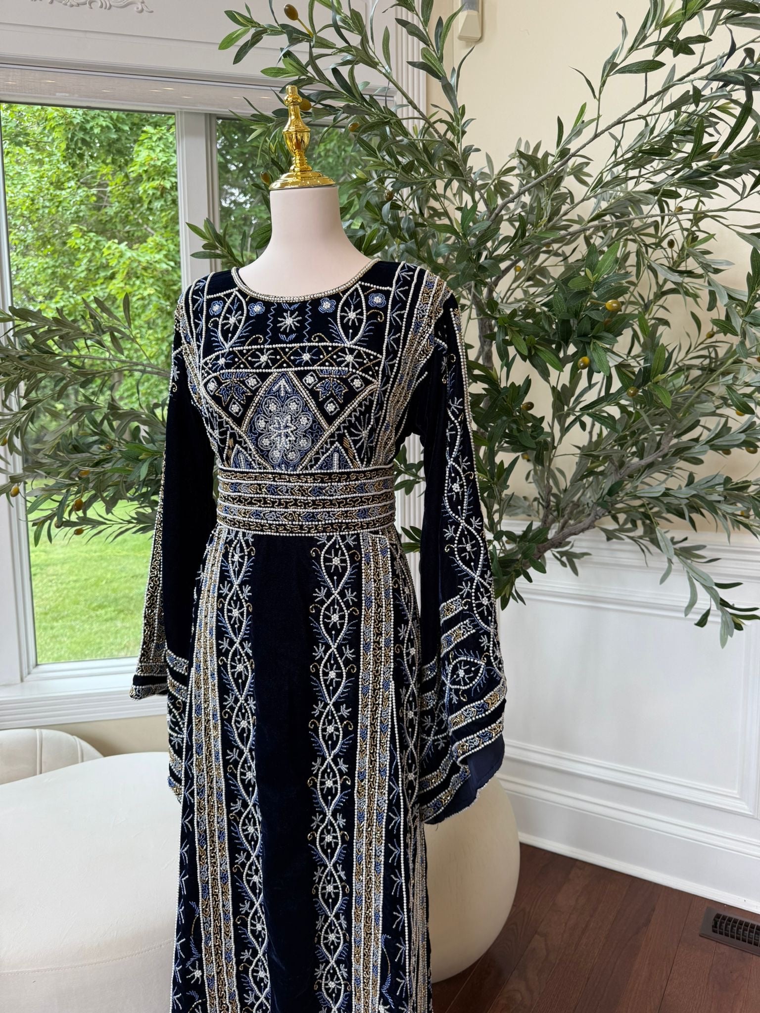 Velvet Blue Stone Thobe