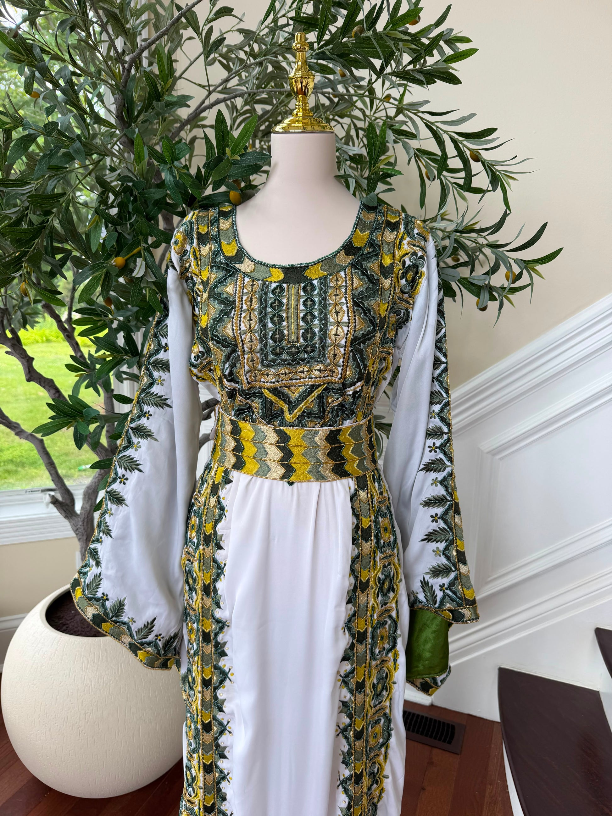 White Embroidery Beaded Thobe