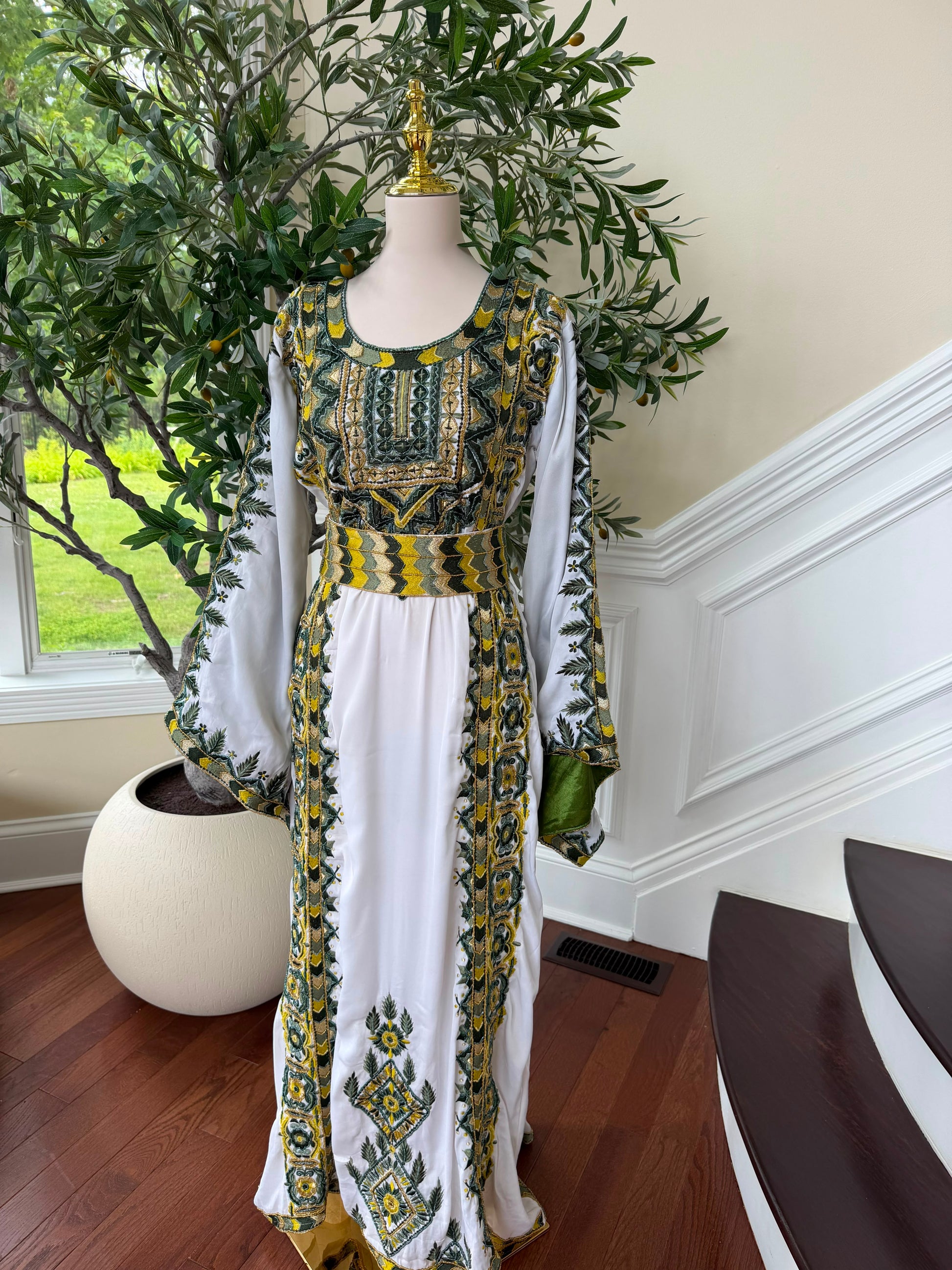 White Embroidery Beaded Thobe