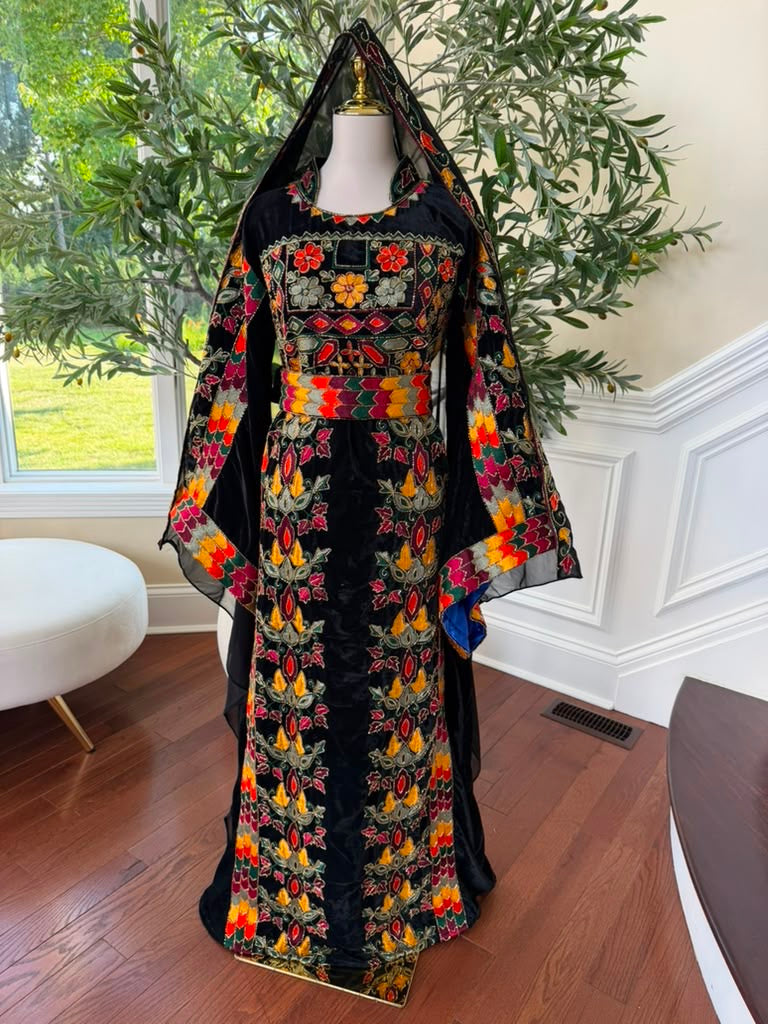 Black Beaded Stone Elegance Thobe