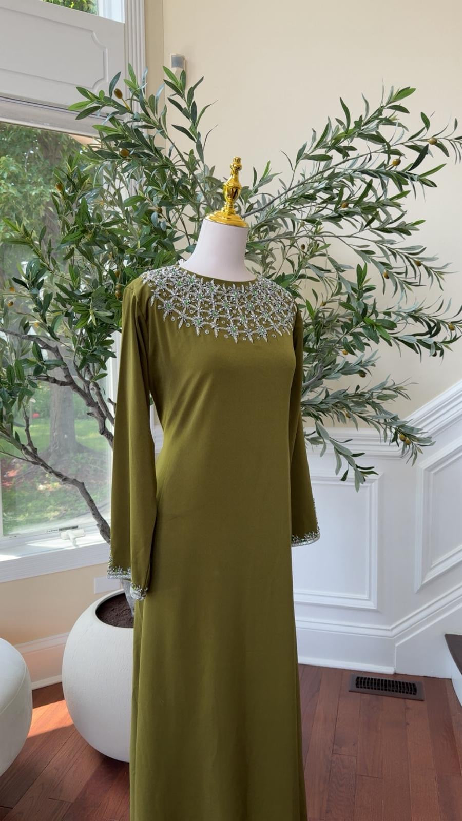 Olive Luxe Crystal Glamour Kuftan