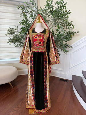 Velvet Green Embroidery Tatreez Thobe