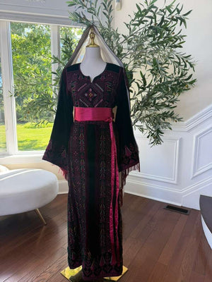 Velvet Green Embroidery Tatreez Thobe