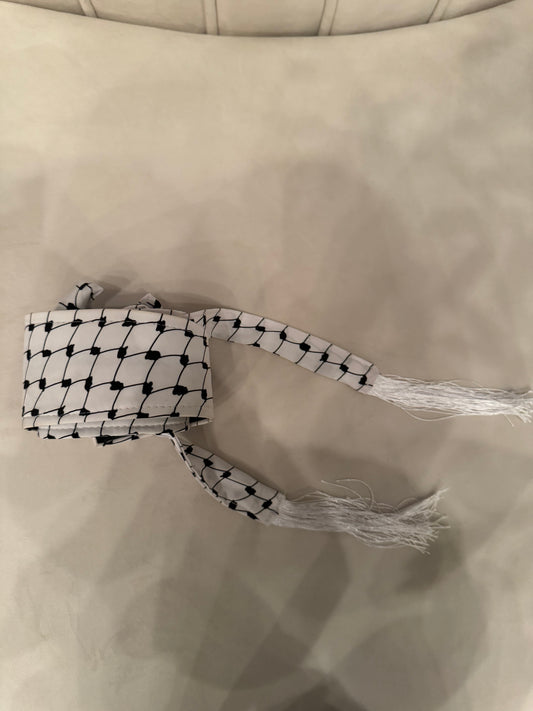 White / Black Kuffieya Print Cashmere Belt