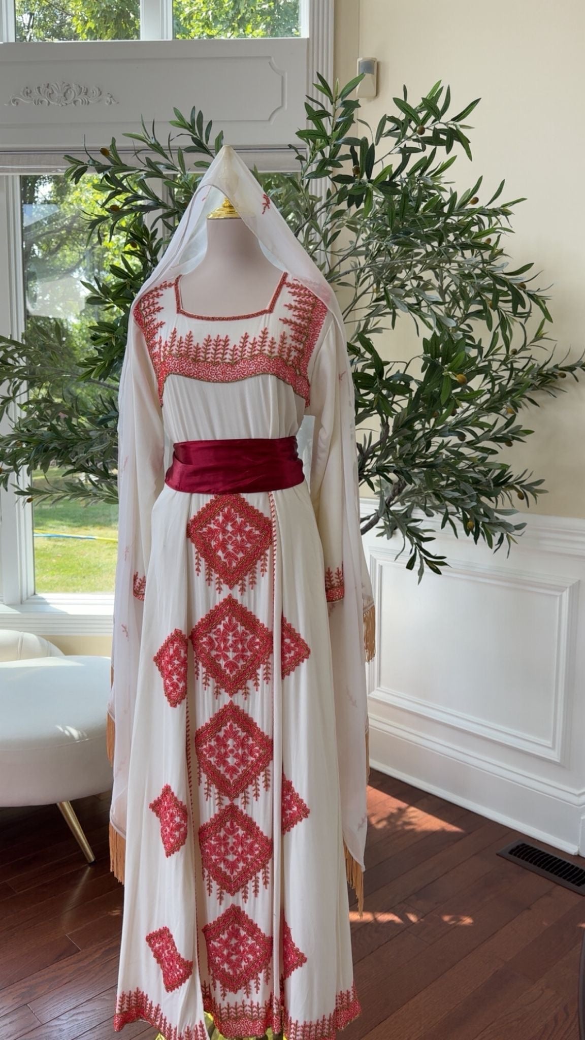 White Tatreez Red Thobe