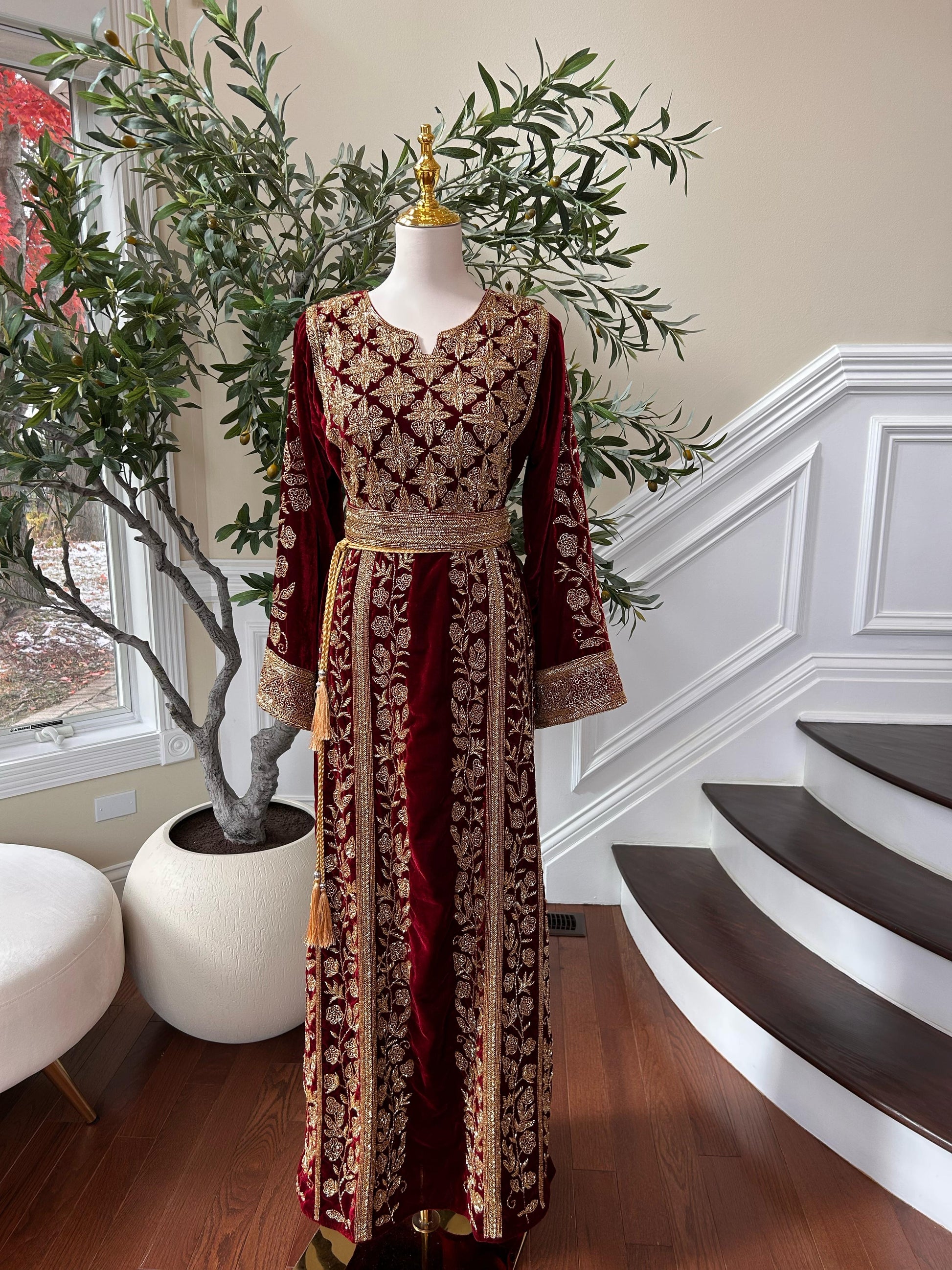 Golden Red Beaded Stone Thobe