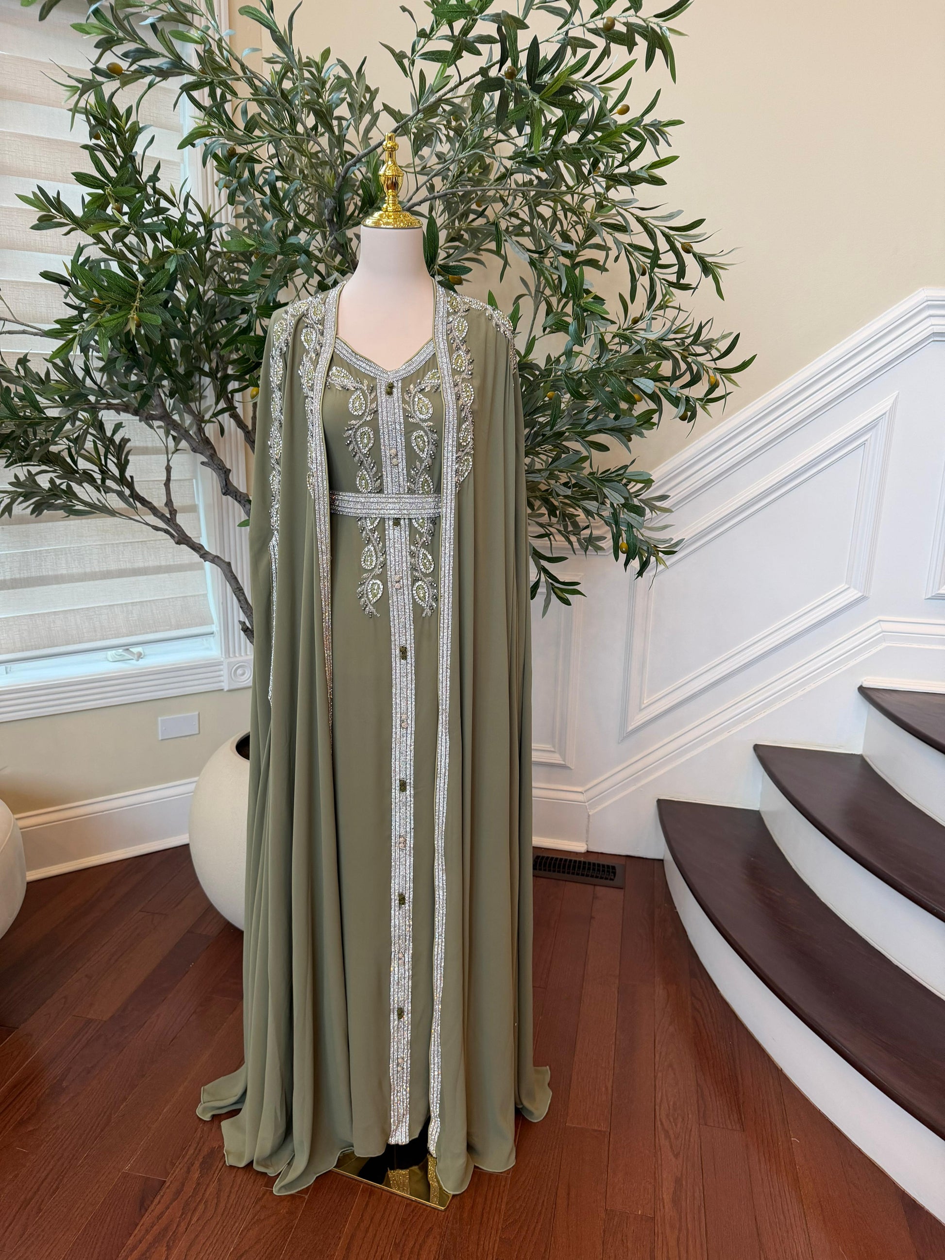 Olive Majesty Beaded Kuftan