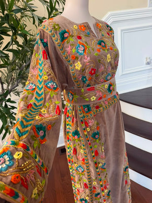 Tan Embroidery Beaded Stone Thobe