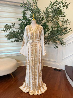 White Embroidery Golden Charm Kuftan