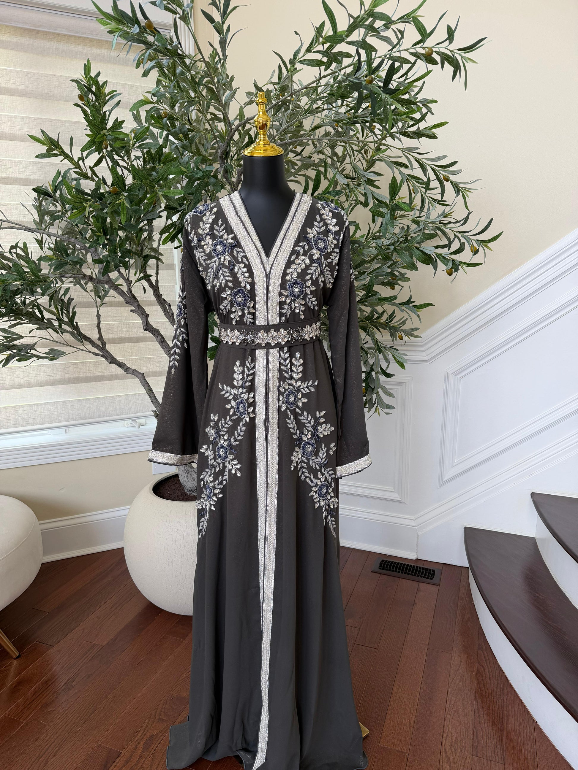 Grey Rose Elegance Beaded Kuftan