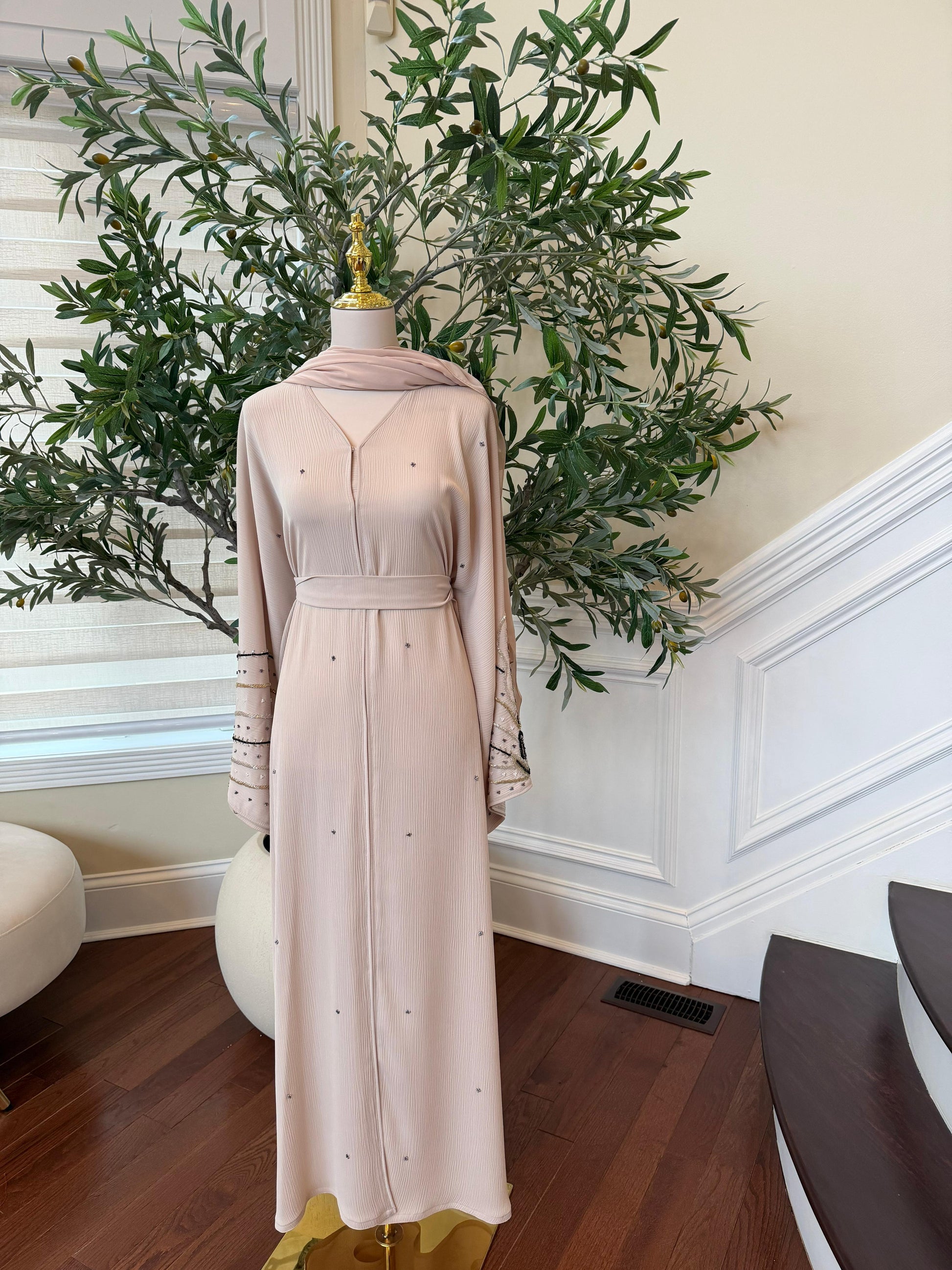Cream Sleeve Beaded Abaya
