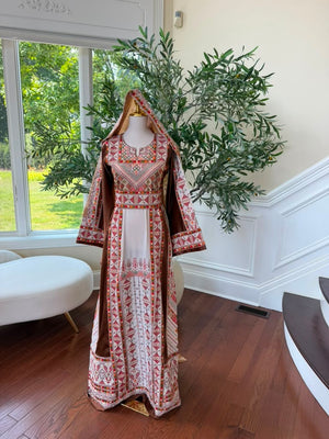 Traditional Elegance Embroidery Thobe