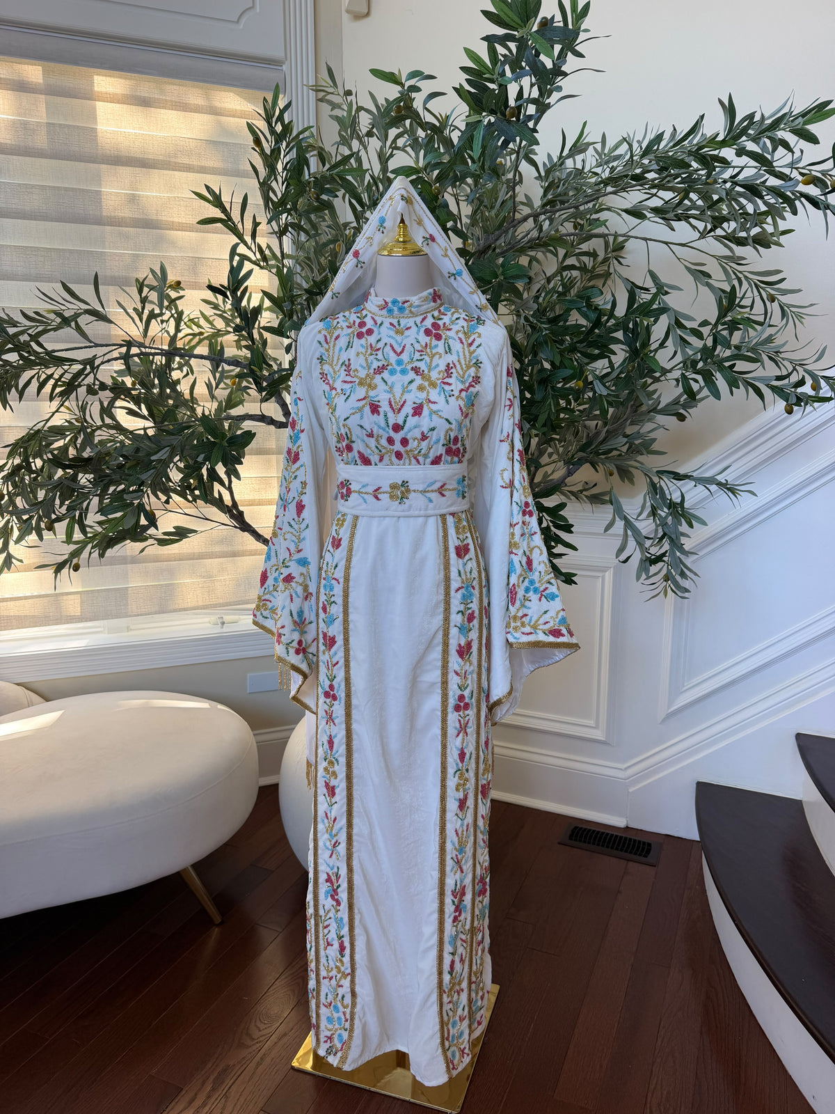 Elegant White Floral Embroidered Palestinian Thobe with Gold Detailing(scarf not included)