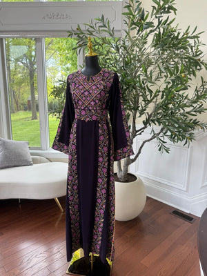 Elegant Purple Tatreez Thobe