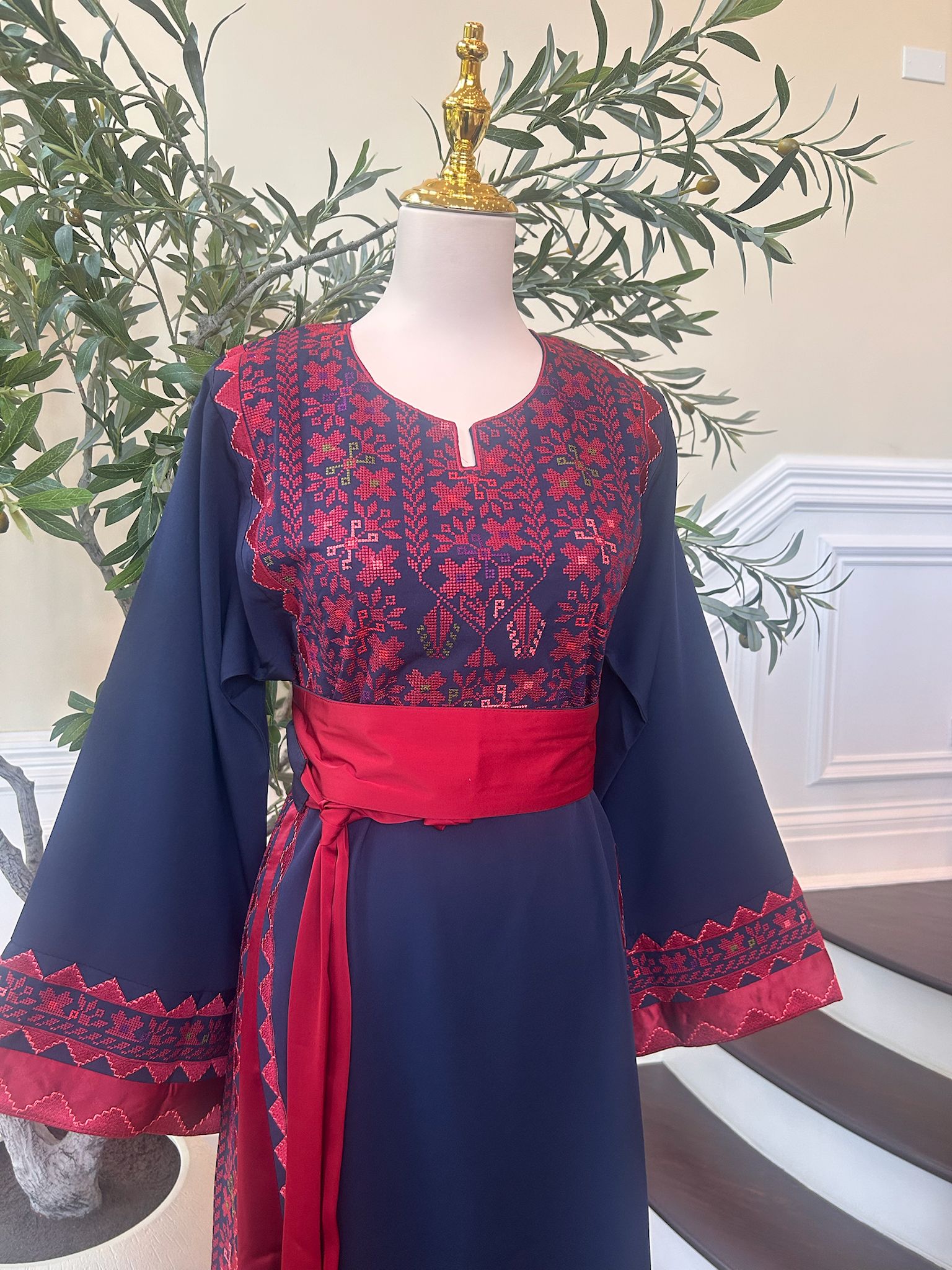 Blue Embroidery Tatreez Red Detail Thobe