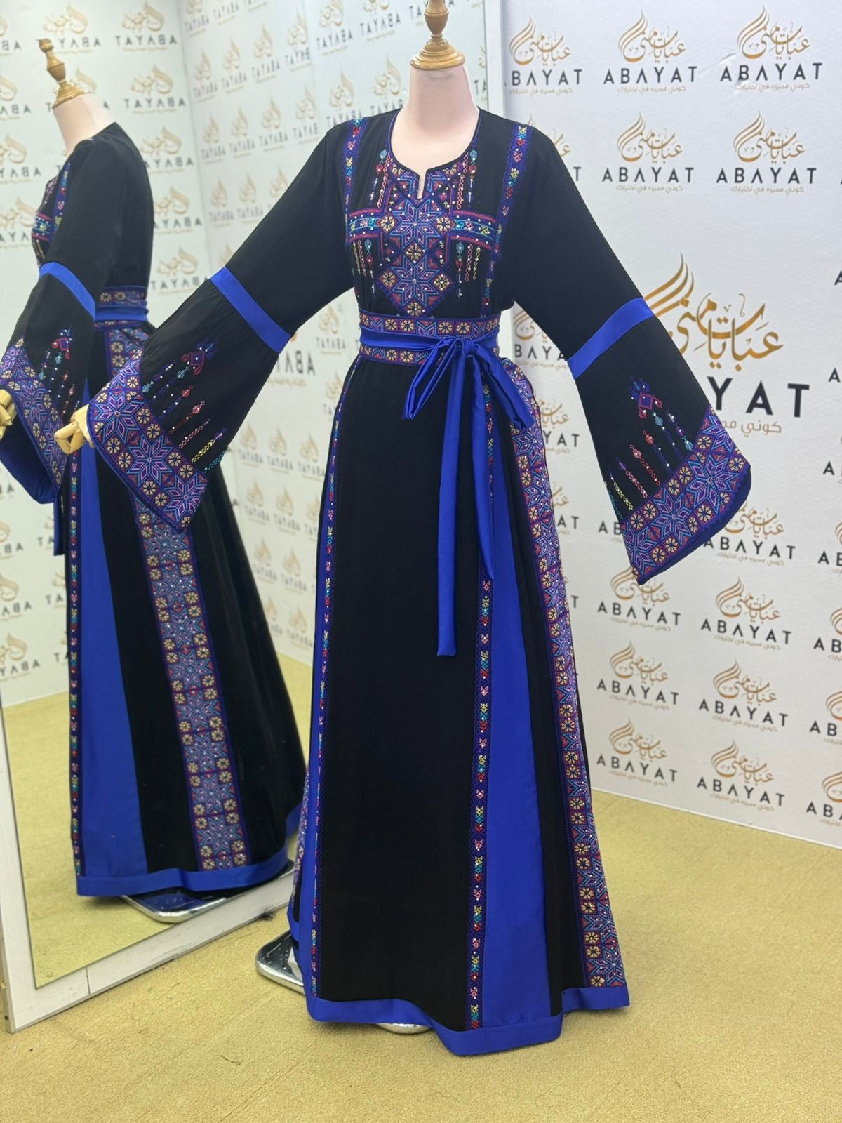 Black Embroidery Embellished Tatreez Thobe