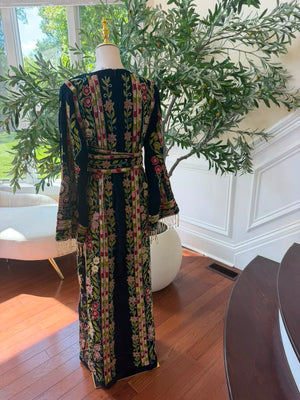 Green Embroidery Stone Elegance Thobe