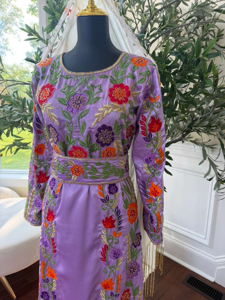Lavender Floral Beaded Stone Thobe