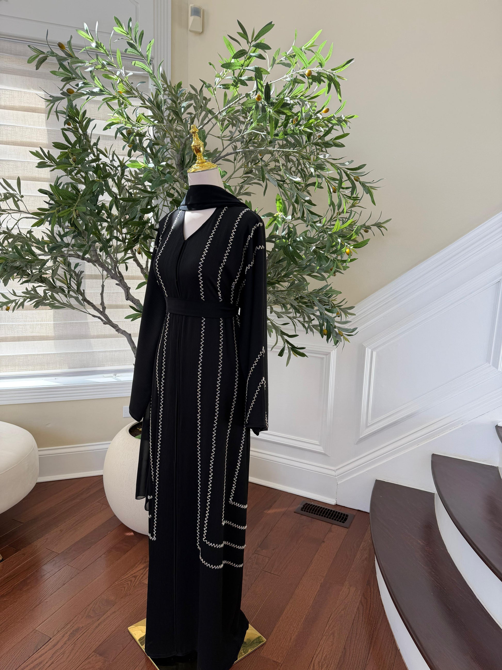 Black Silver Beaded Essence Abaya