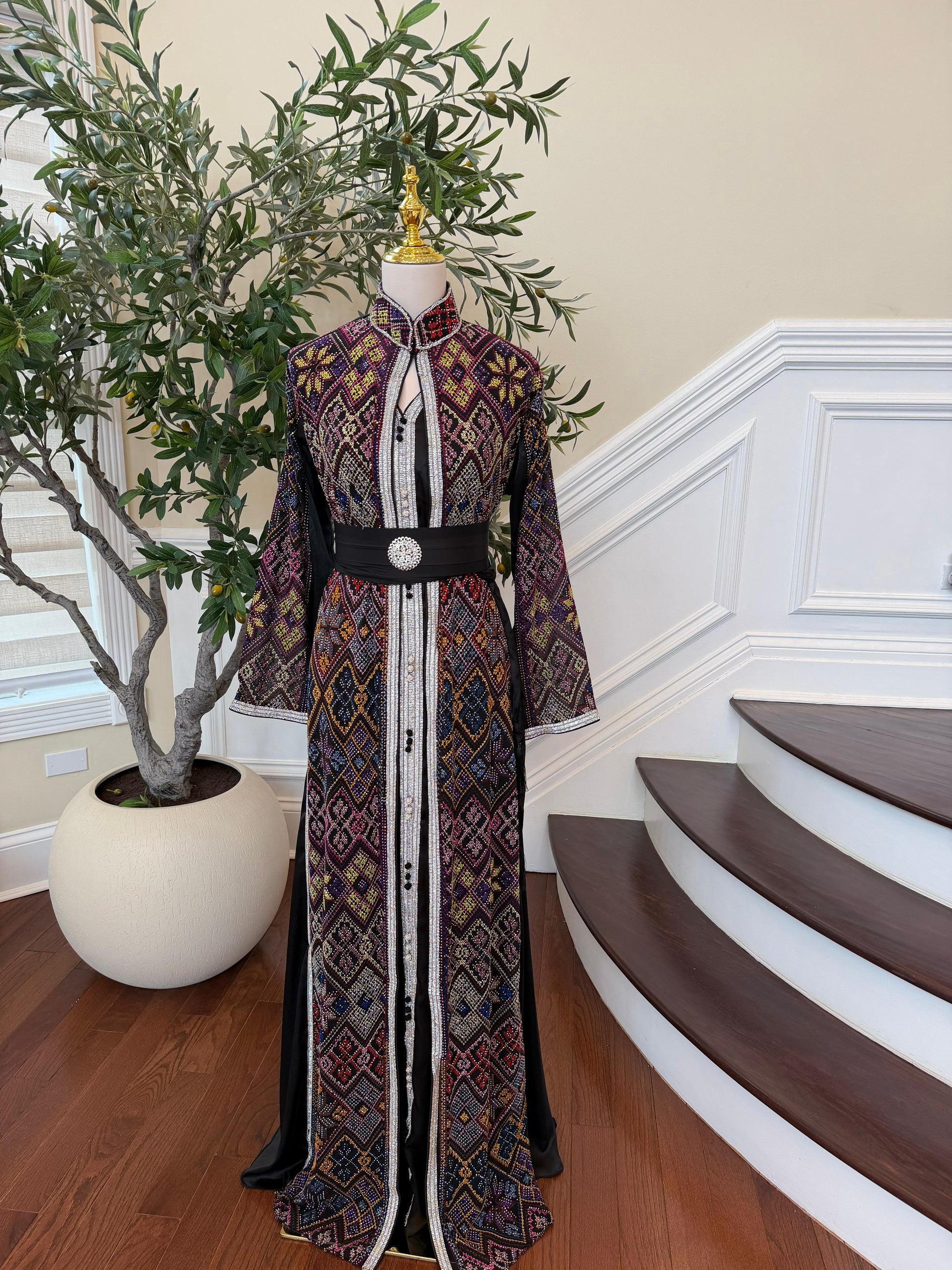 Black Embroidery Royale Kuftan