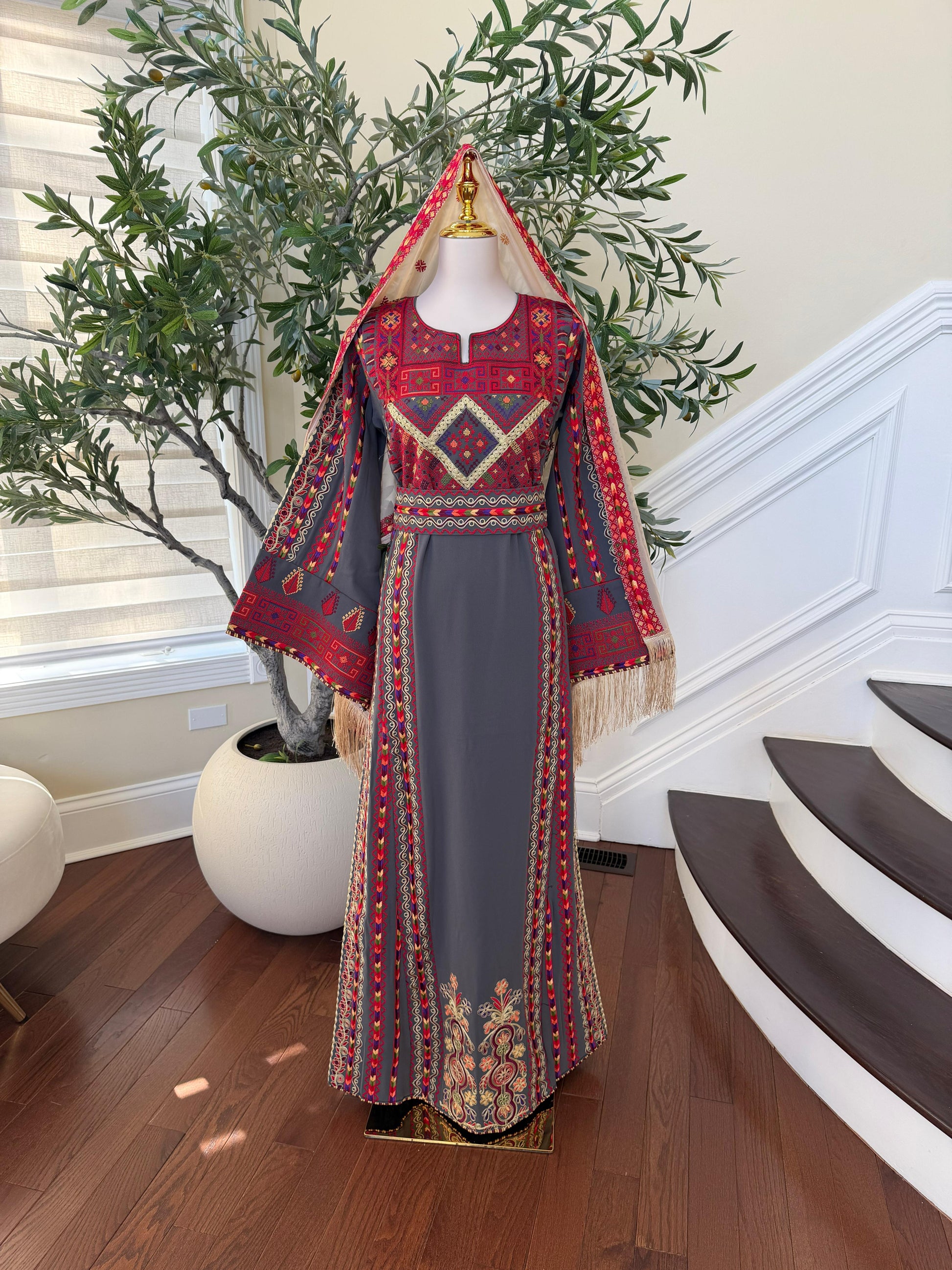Grey Embroidery Tatreez Heritage Thobe