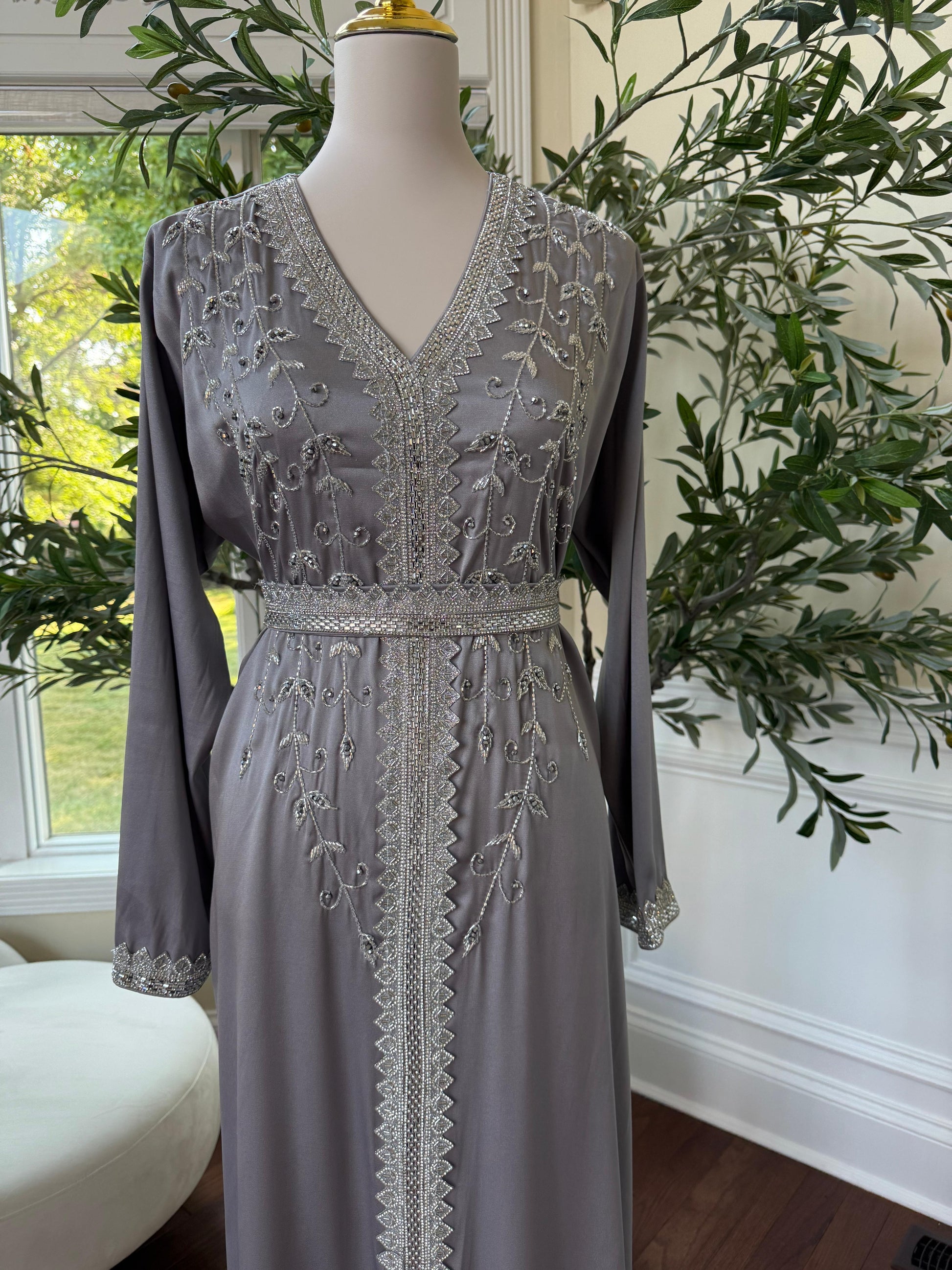 Grey Floral Essence Kuftan