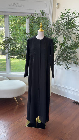 Midnight Black Abaya – Subtle Sparkle Detail