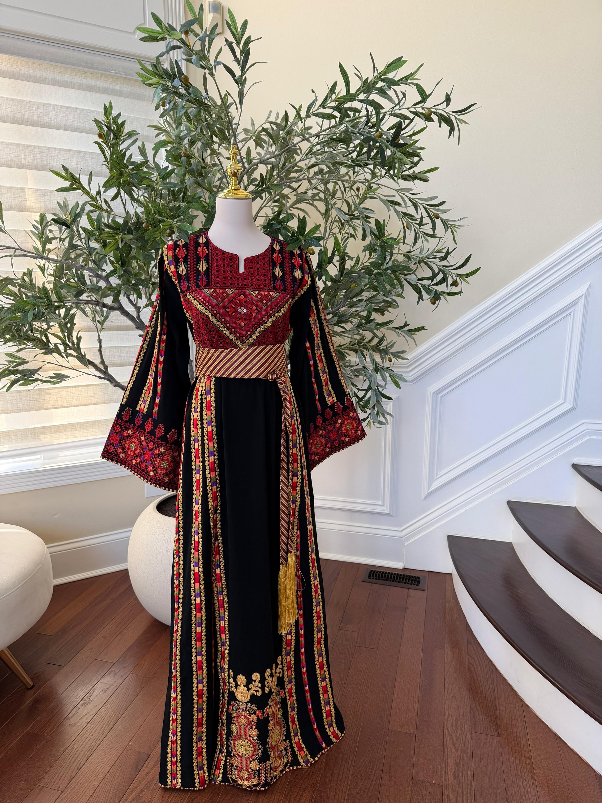Black Embroidery Tatreez Traditional Thobe