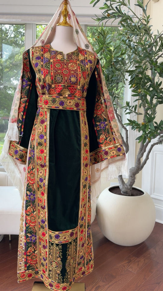 Velvet Green Tatreez Sabal Kharaz Thobe