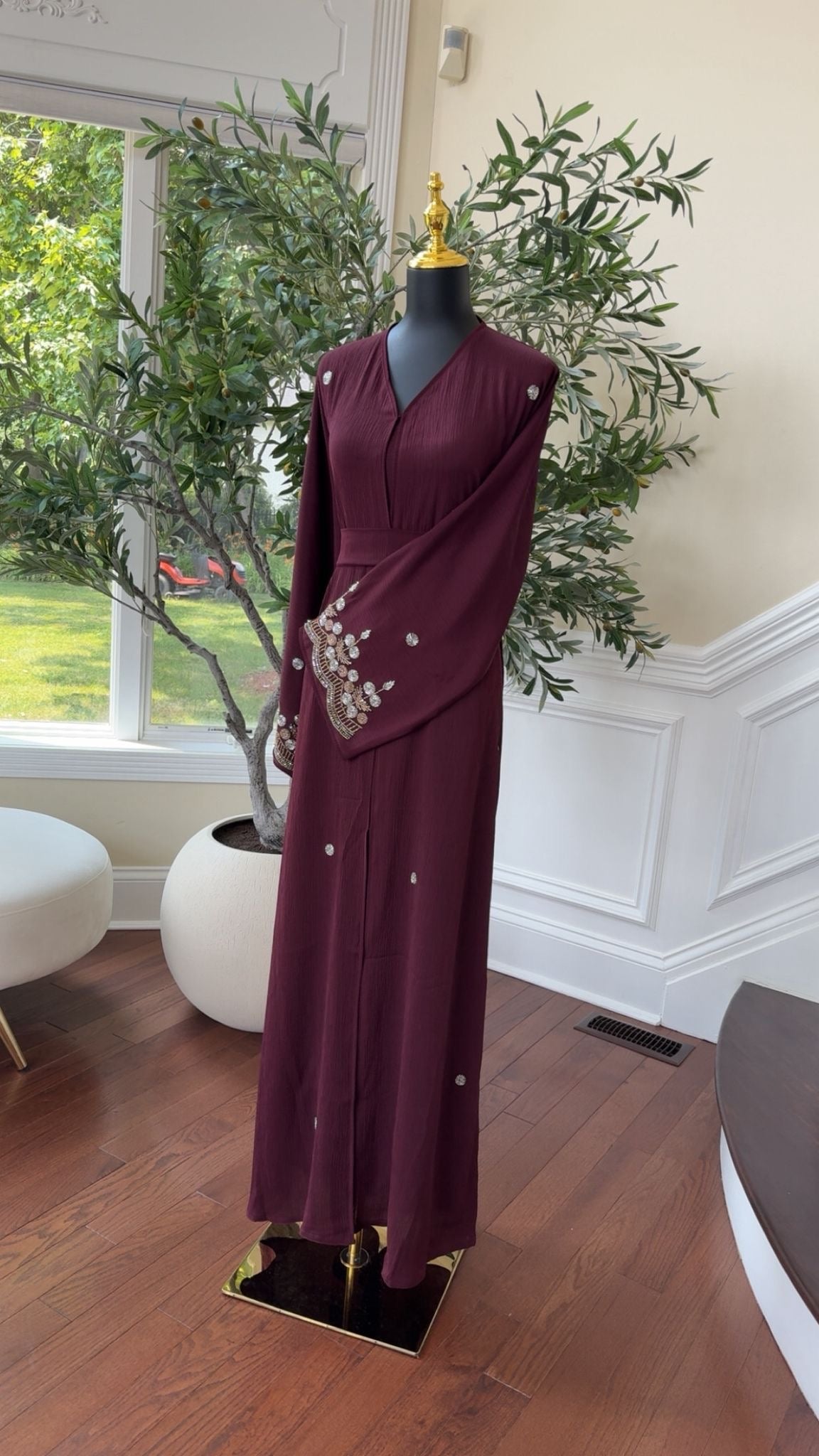 Burgundy Sleeve Detailed Abaya