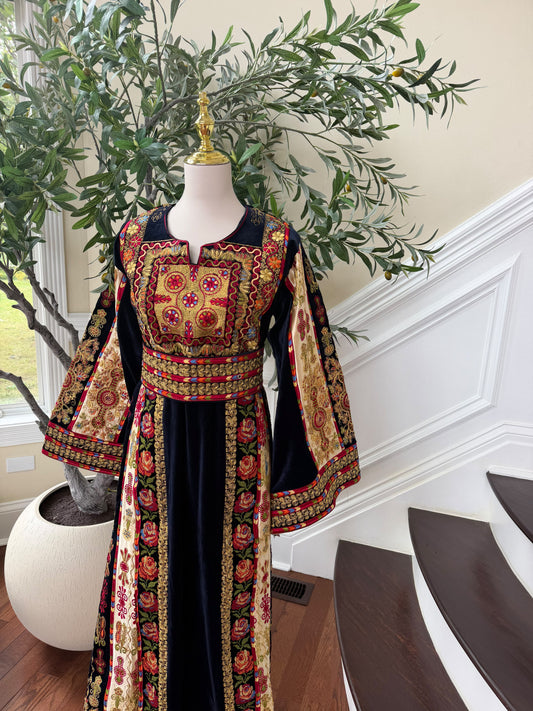 Navy Blue Embroidery Tatreez Thobe