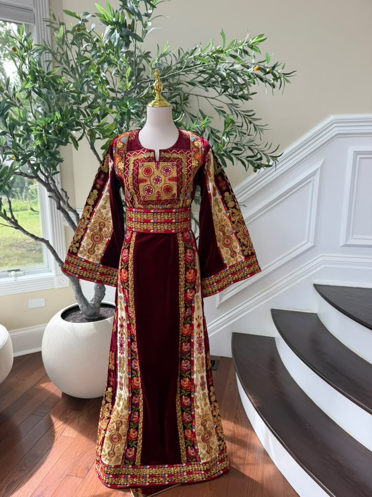 Burgundy Embroidery Tatreez Velvet Thobe