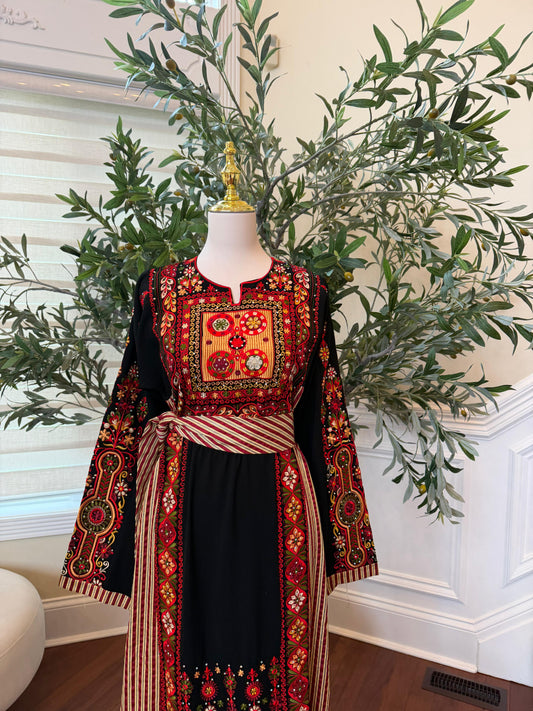 Black Embroidery Tatreez Red Thobe