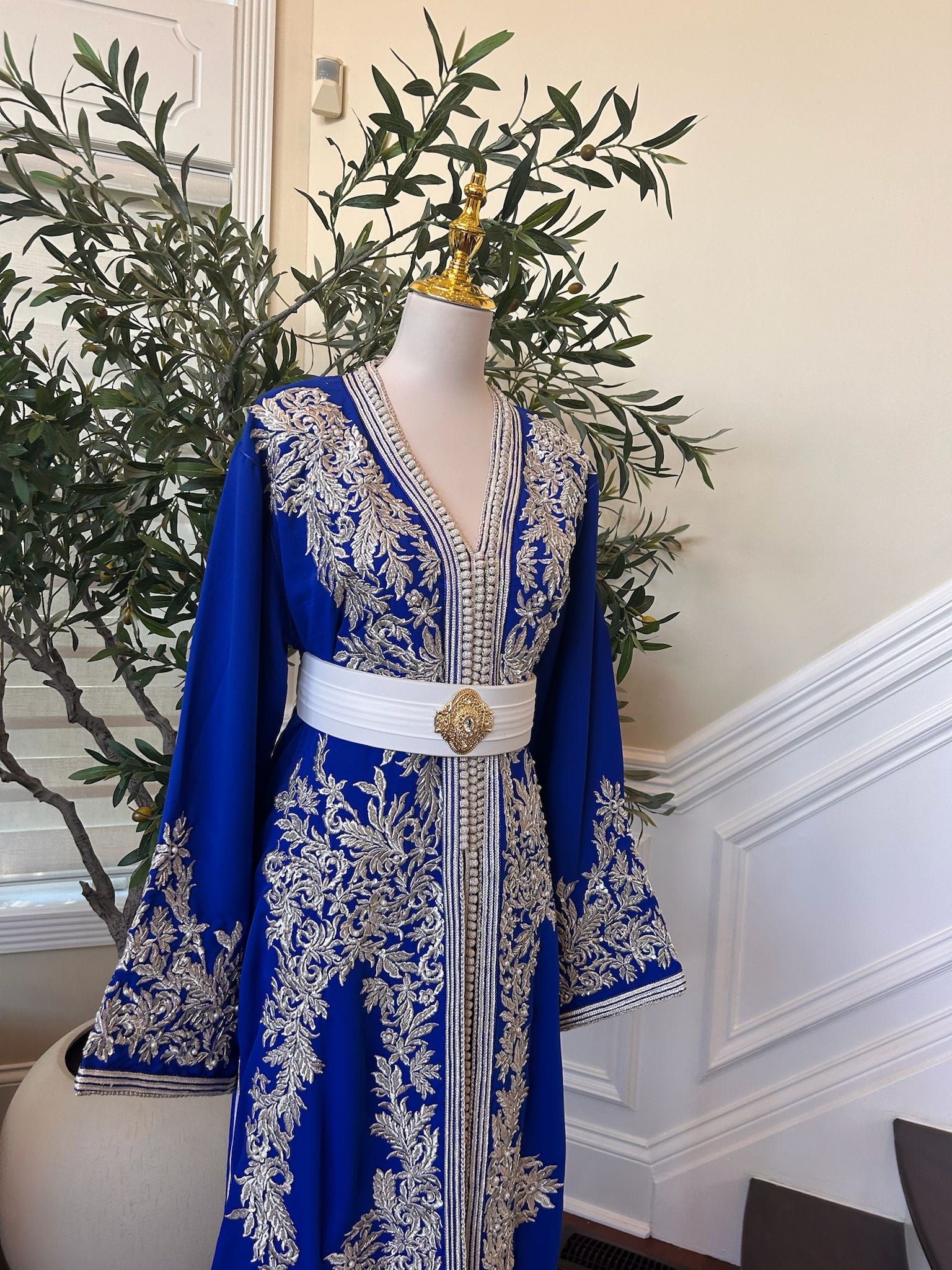 Royal Blue White Floral Detail Kuftan