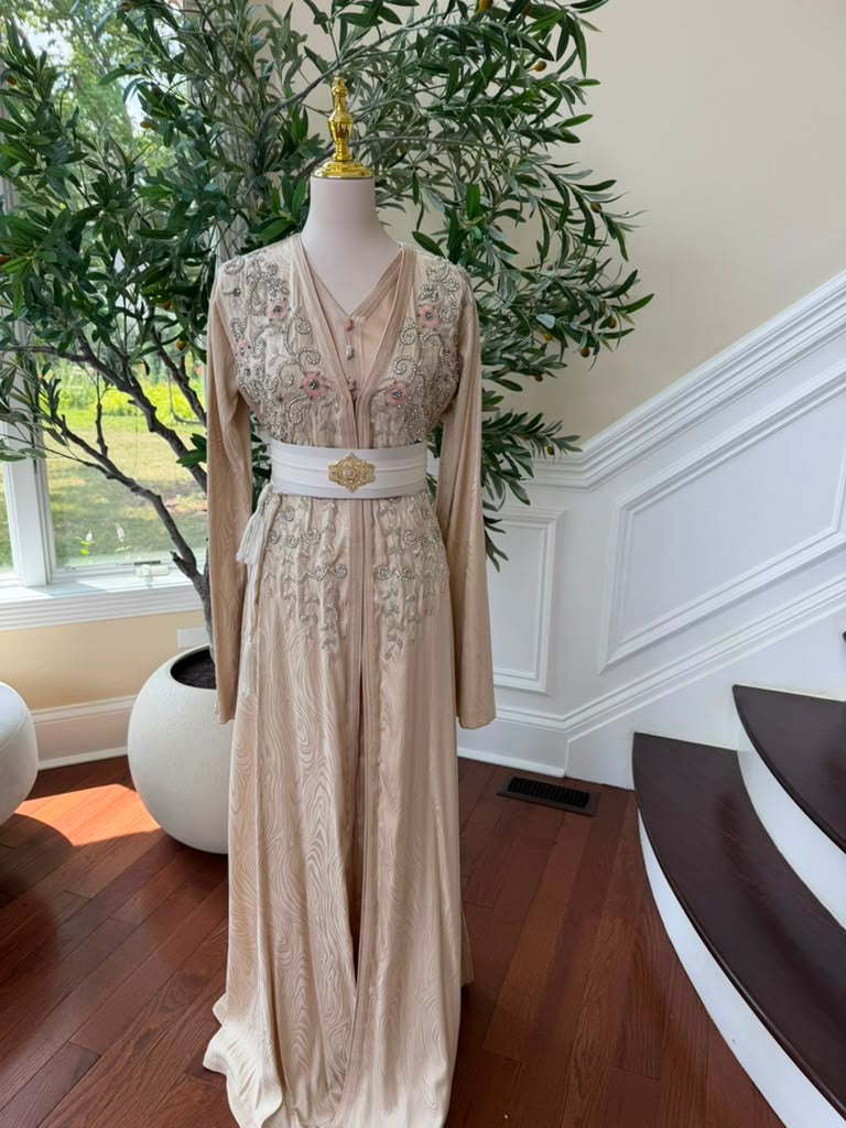 Peach Elegance Floral Kuftan