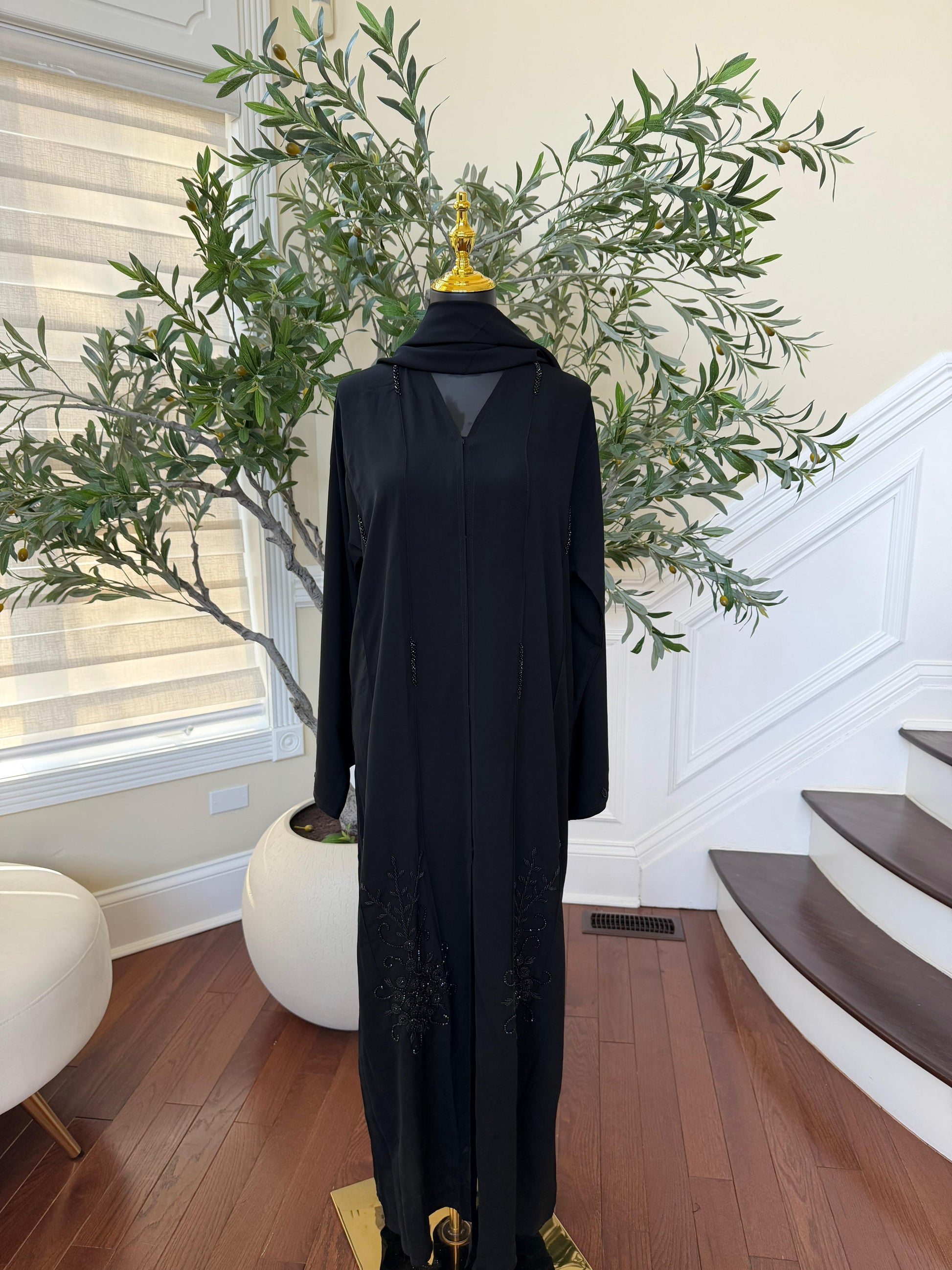 Ramadan Glow: Black Abaya