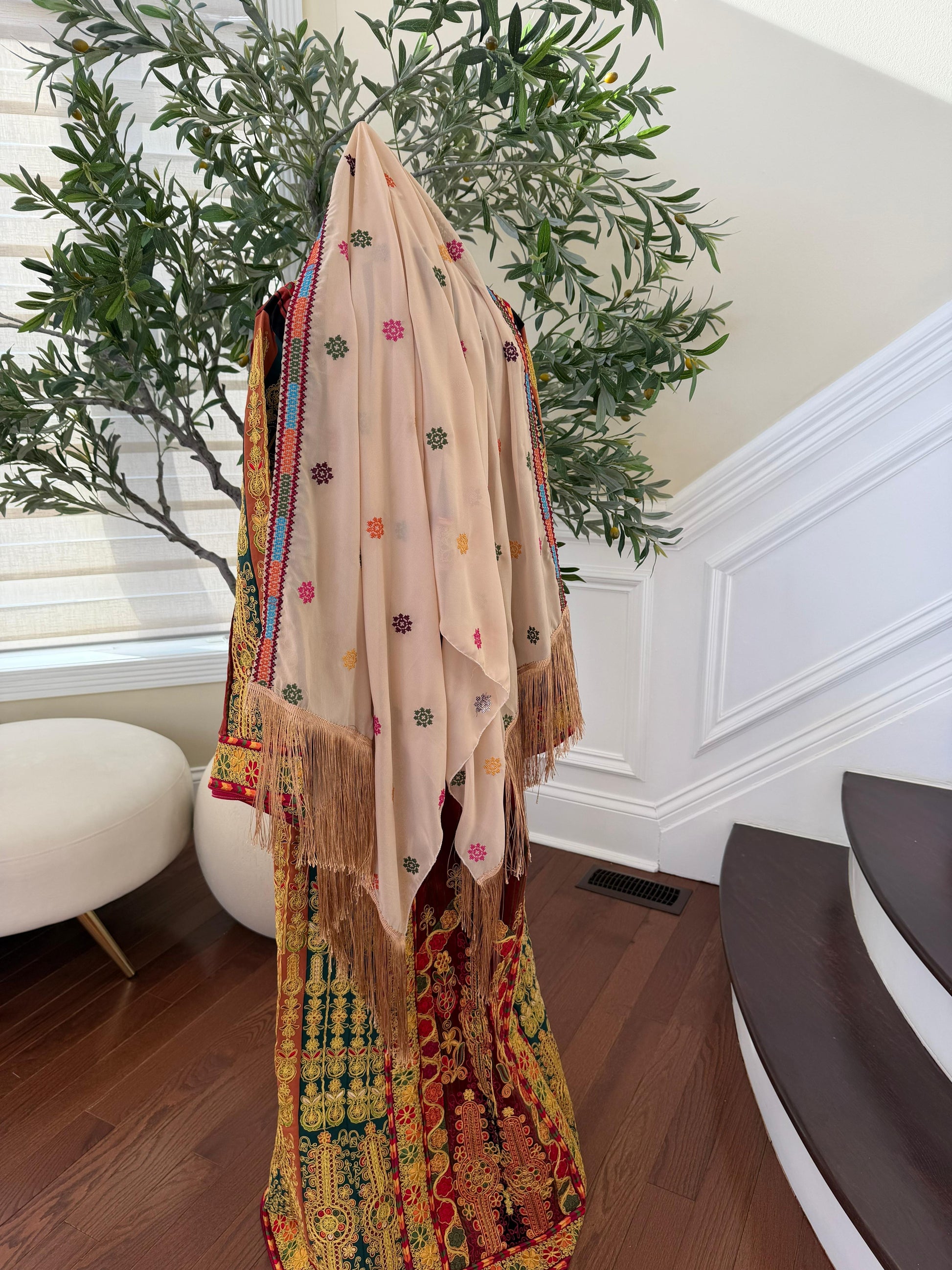 Tan Tatreez Khirka Shal Mandil