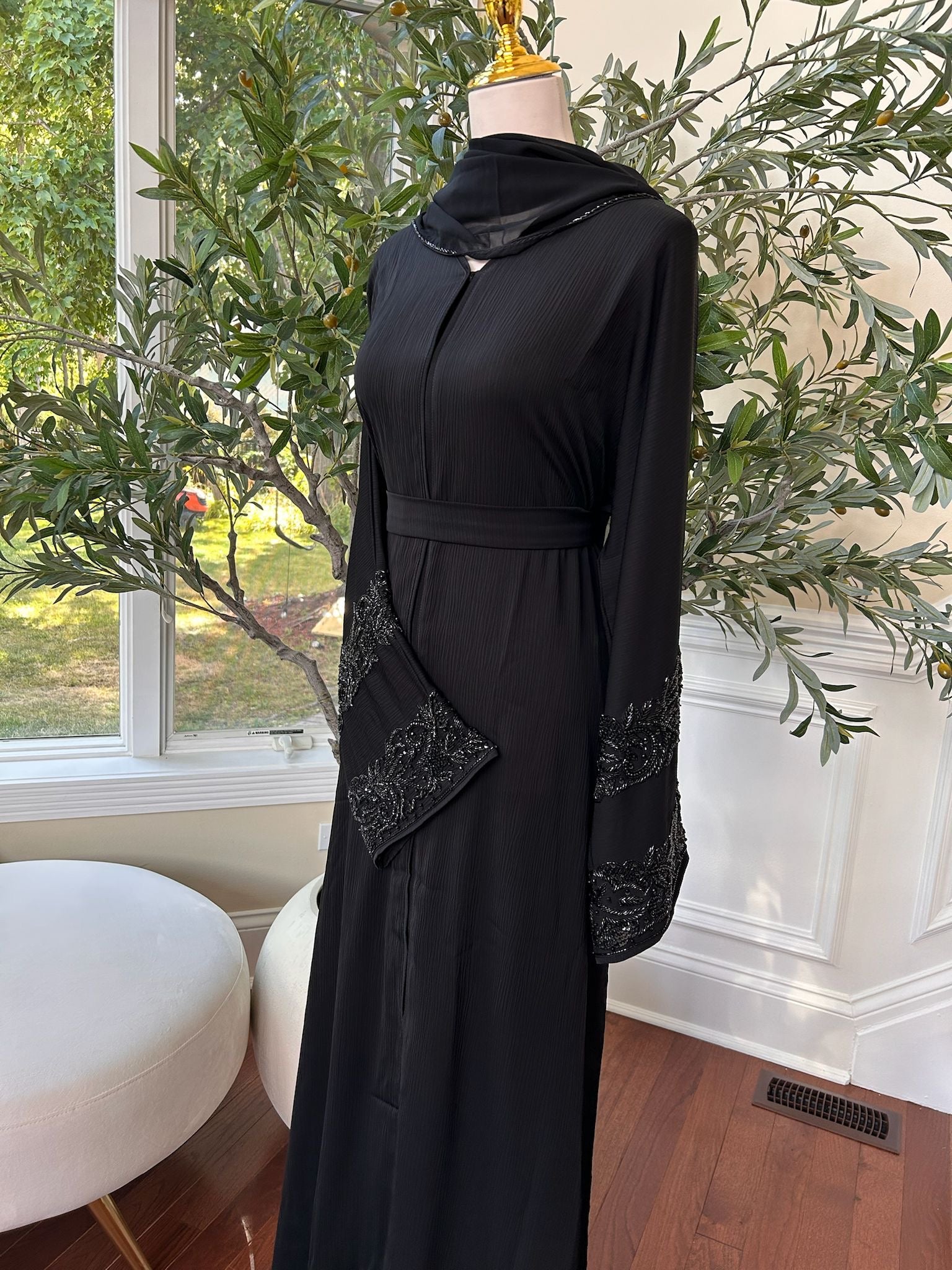 Black Charming Sleeve Design Abaya