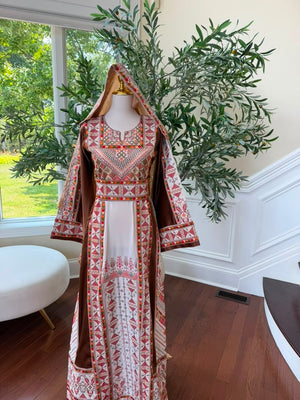 Traditional Elegance Embroidery Thobe