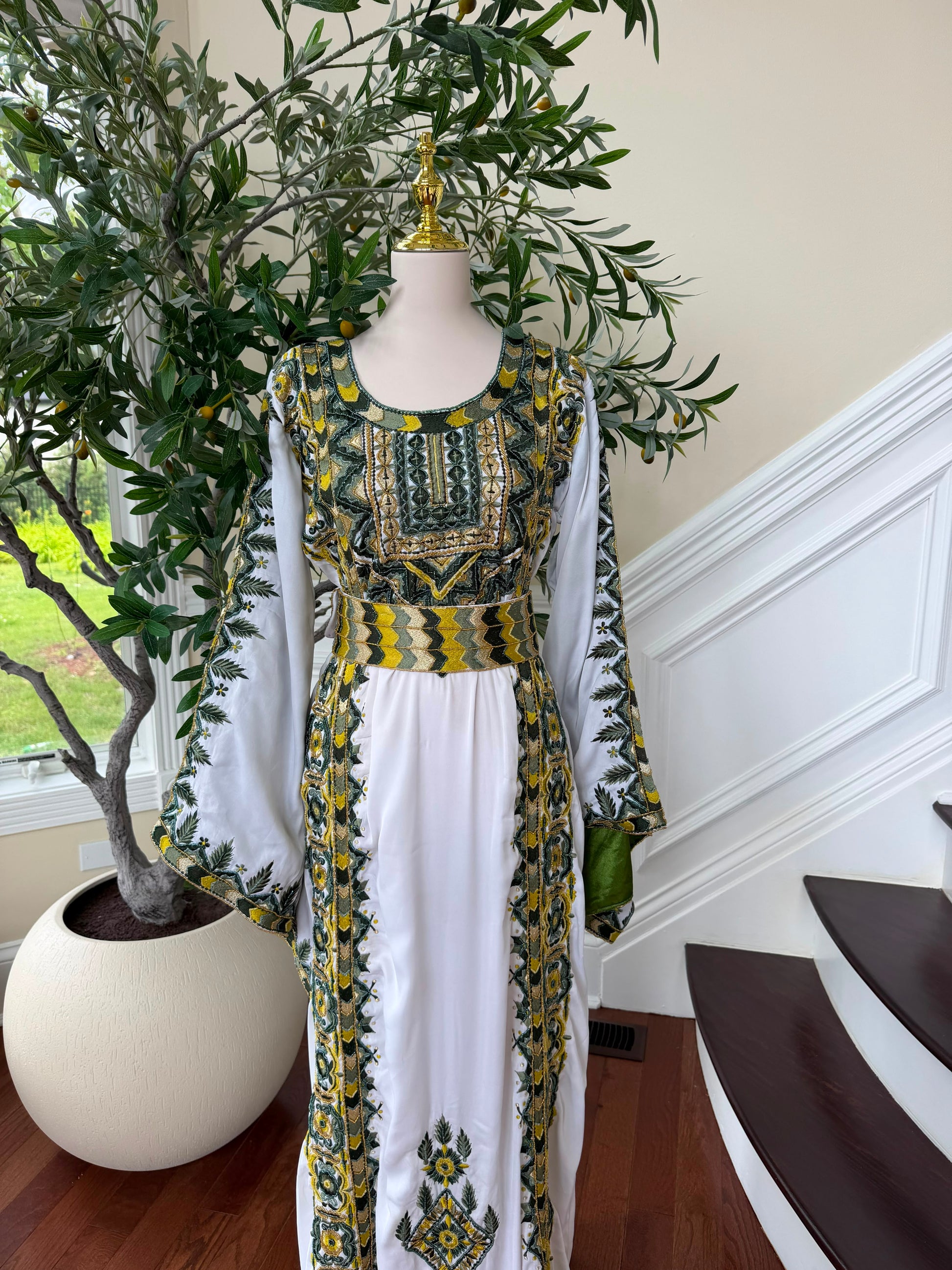 White Embroidery Beaded Thobe