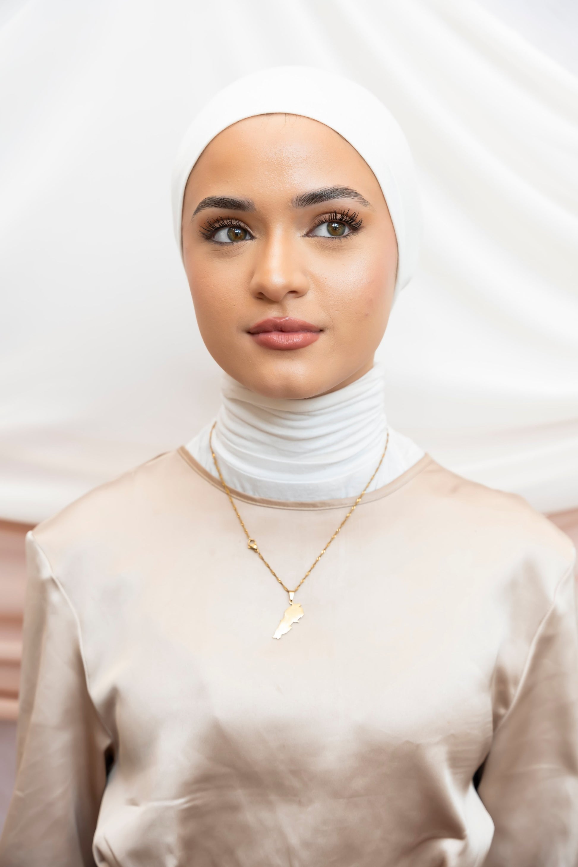 Premium-Jersey White Closed Under-Cap