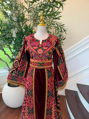 Burgundy Embroidery Tatreez Elegance Thobe