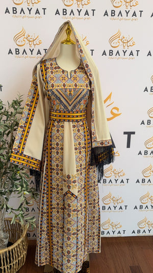 Elegant Beige Tatreez Thobe