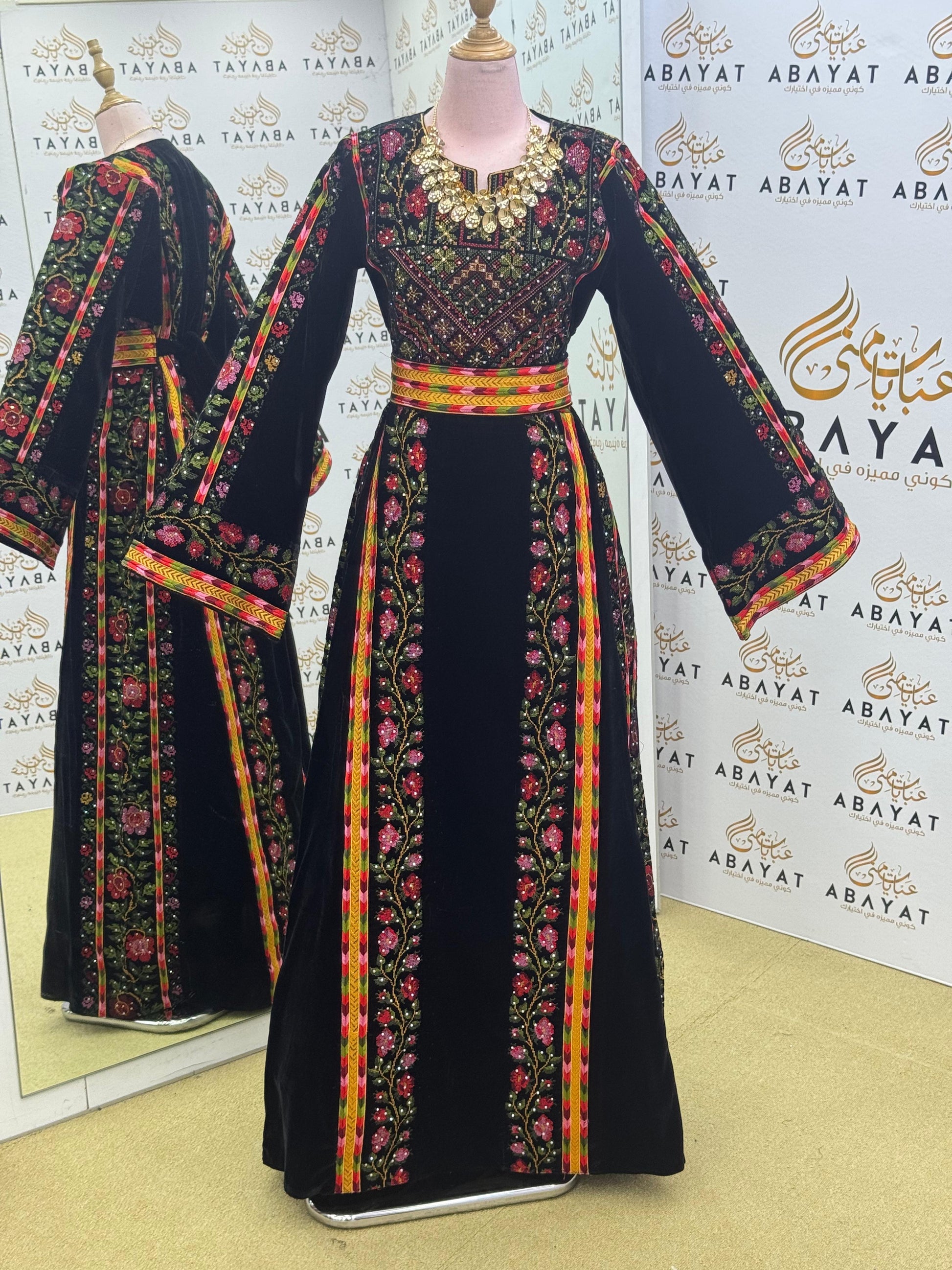 Royal Black Velvet Thobe – Wide Sleeves & Floral