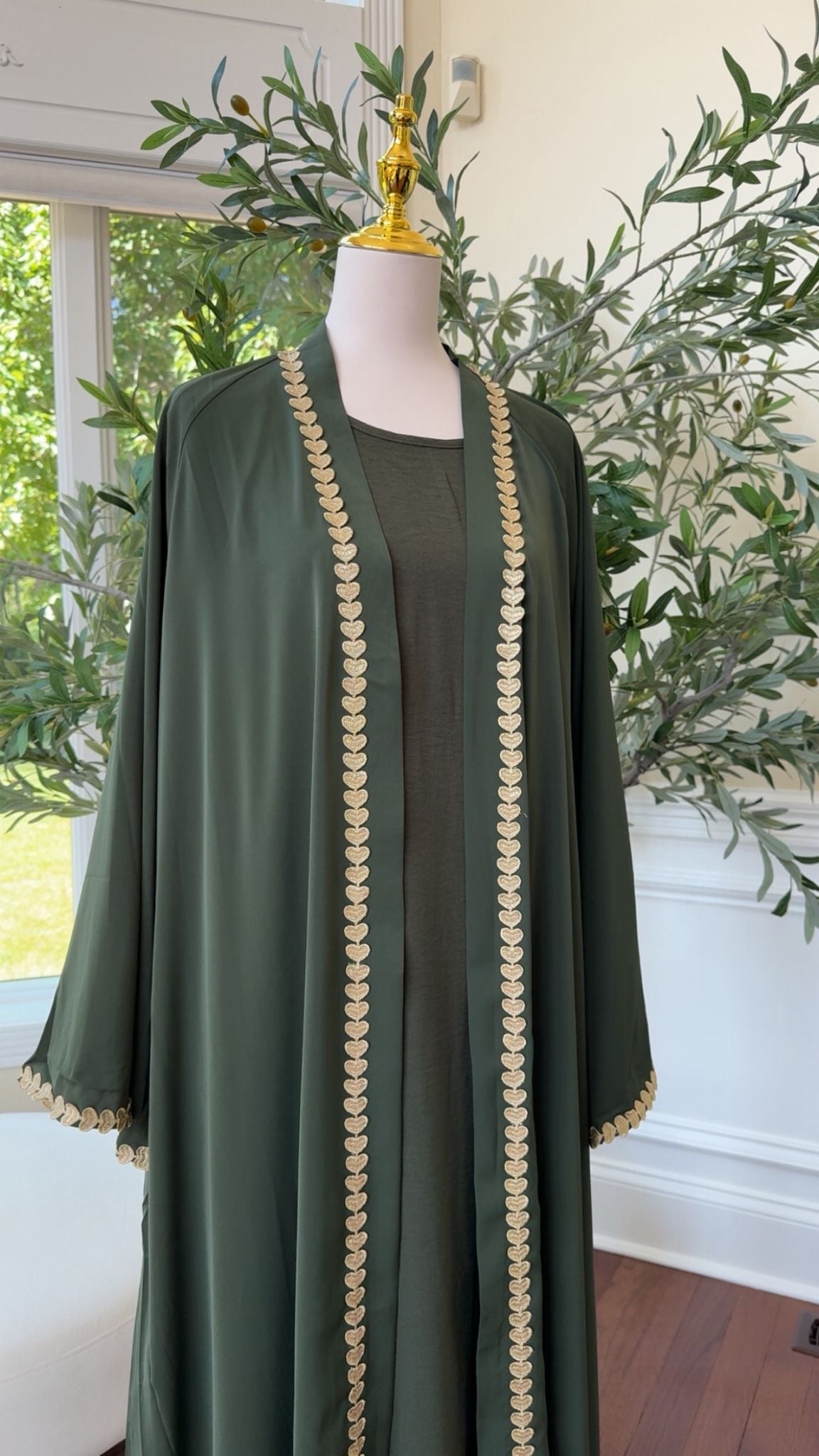 Green Two Piece Luxe Elegant Detail Abaya