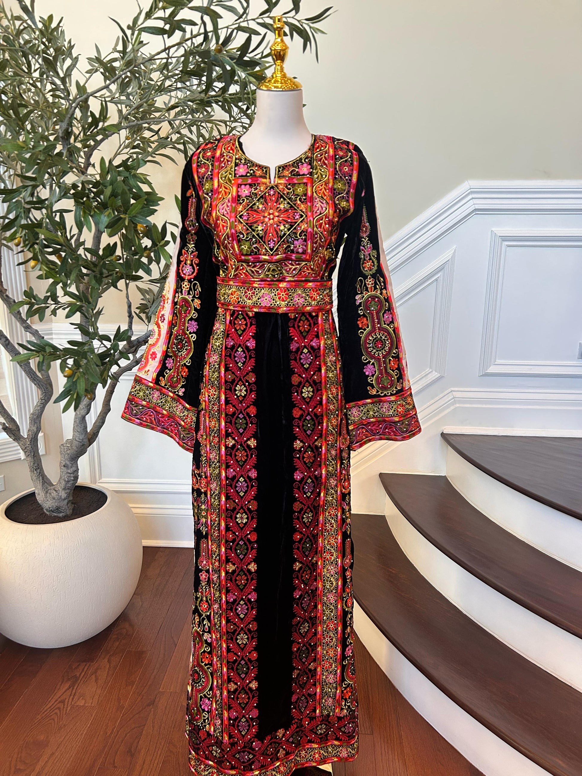 Black Velvet Tatreez Embroidered Thobe