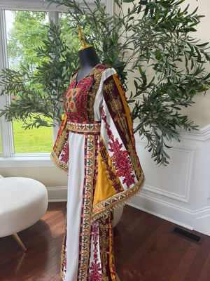 White Embroidery Tatreez Elegance Thobe