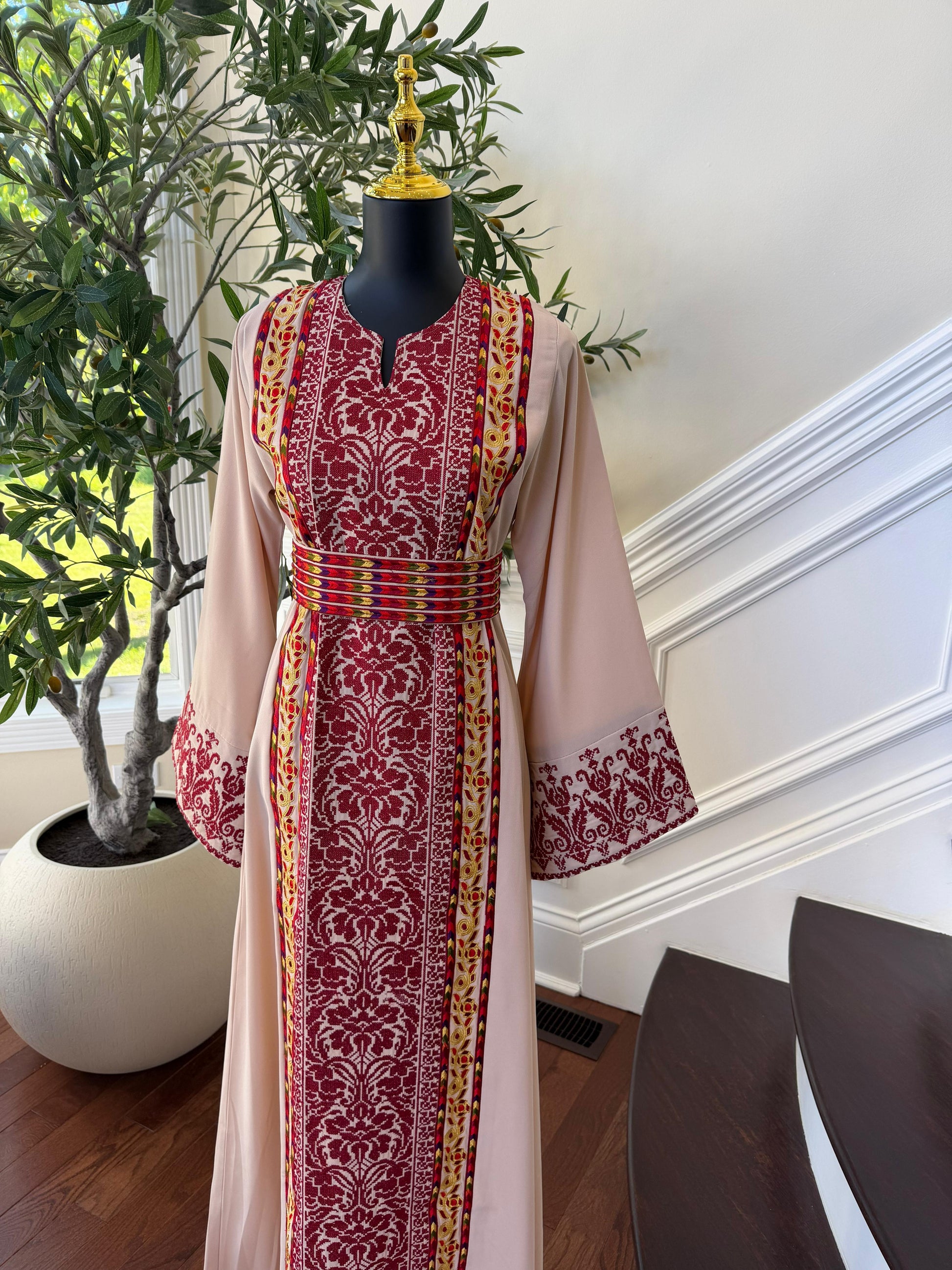 Beige Red Tatreez Elegance Thobe