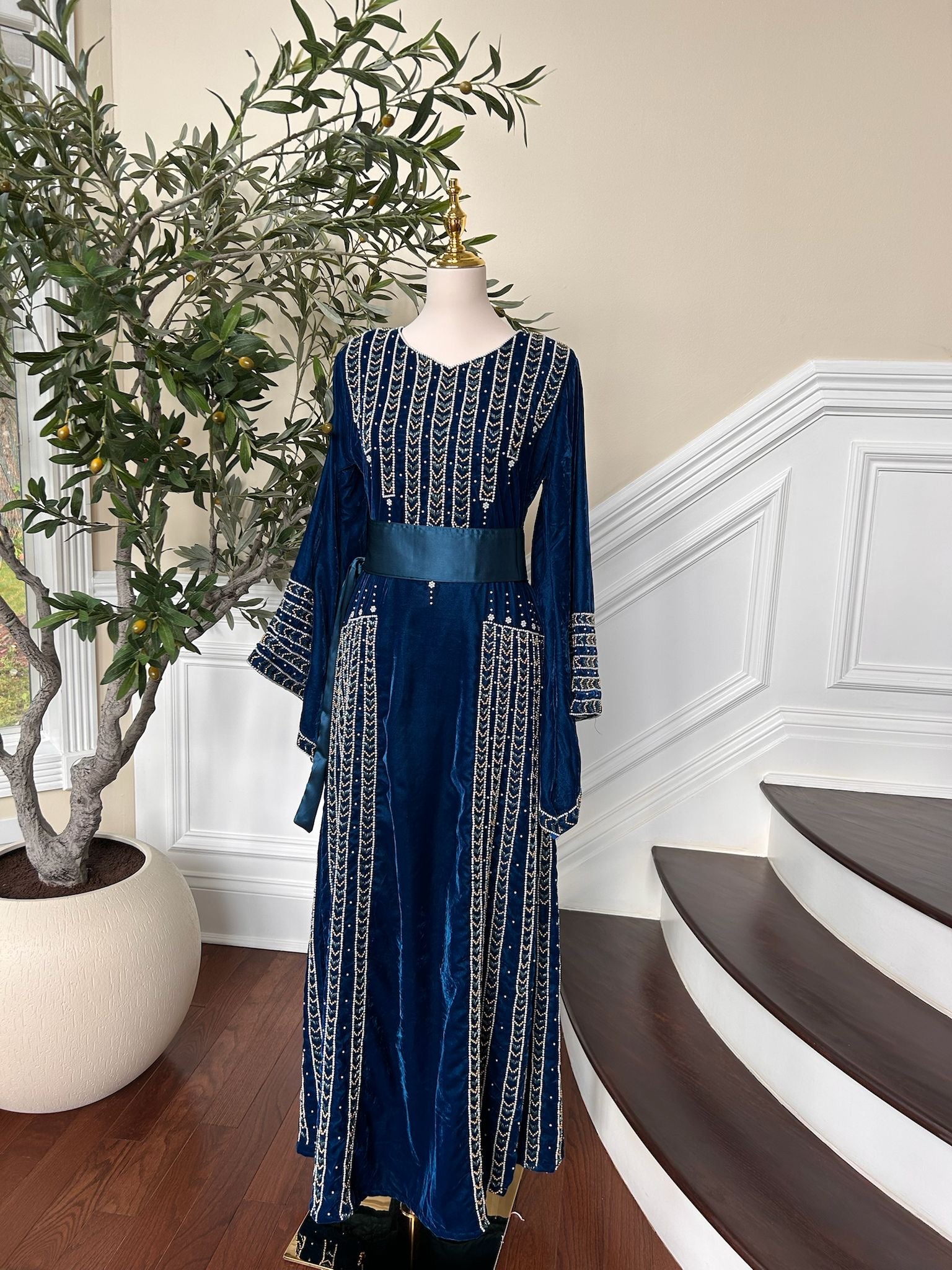 Blue Velvet Stone Thobe