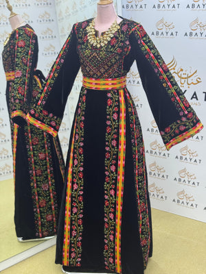 Royal Black Velvet Thobe – Wide Sleeves & Floral